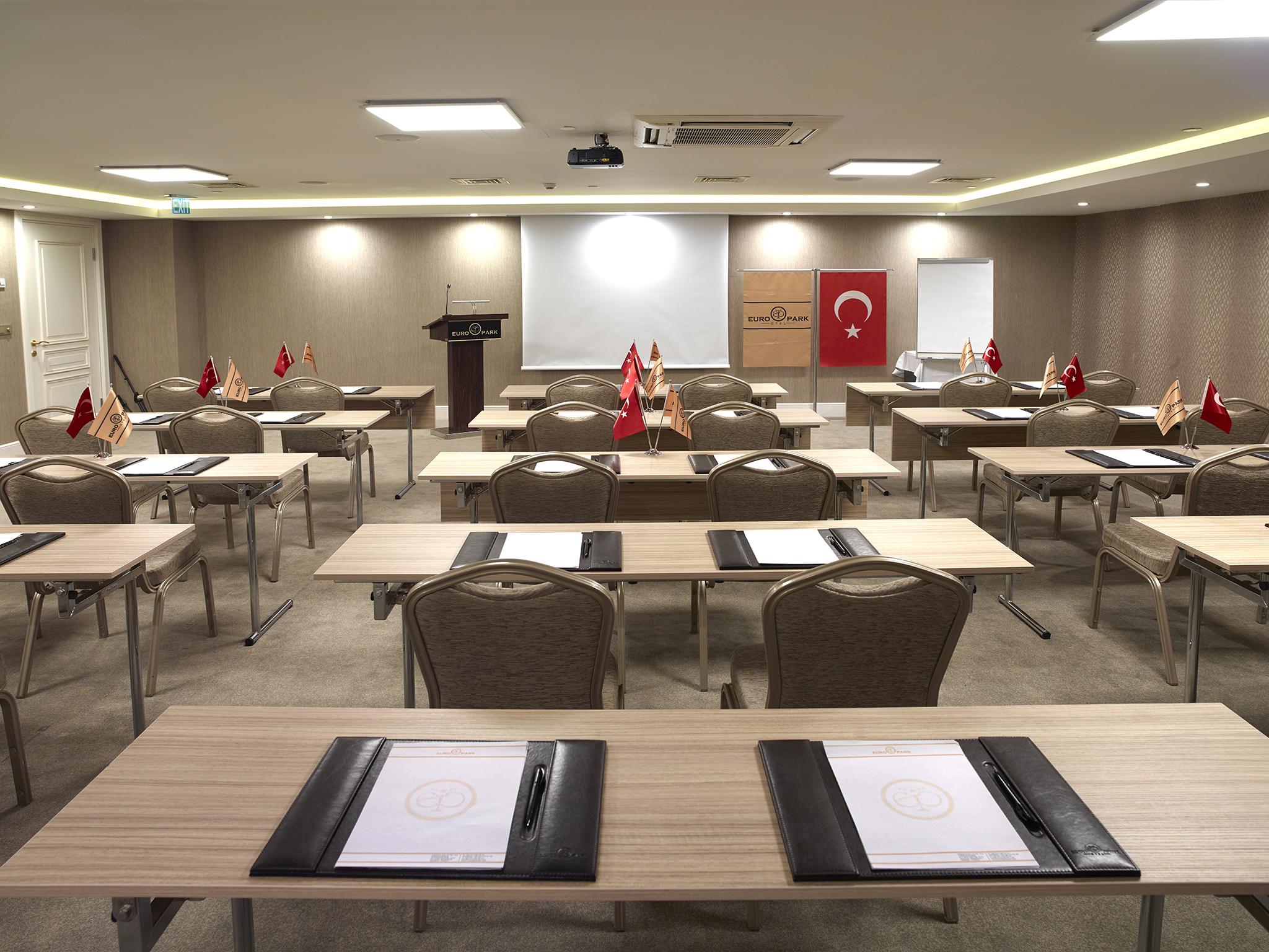 Euro Park Otel Istanbul Ngoại thất bức ảnh